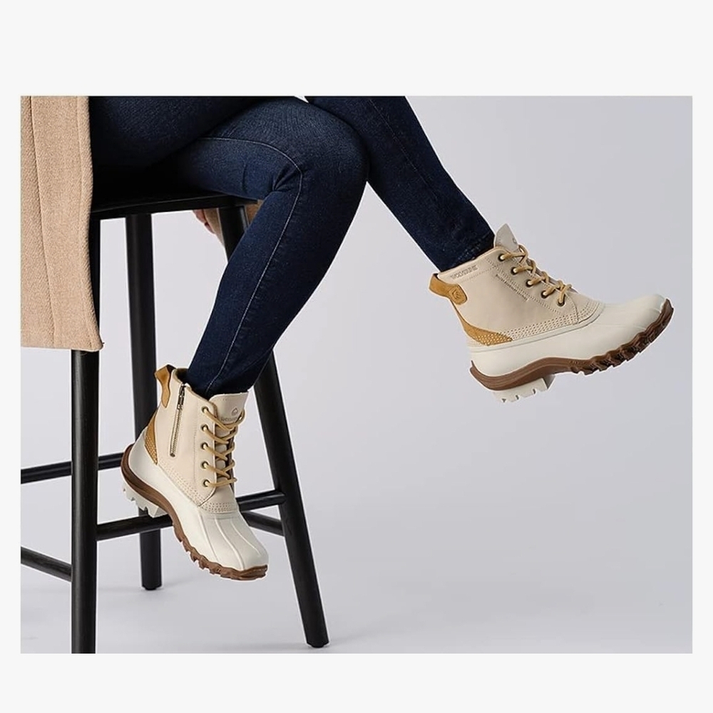 Wolverine Women's Cream and Brown Winter Boots - Picture 2 of 4